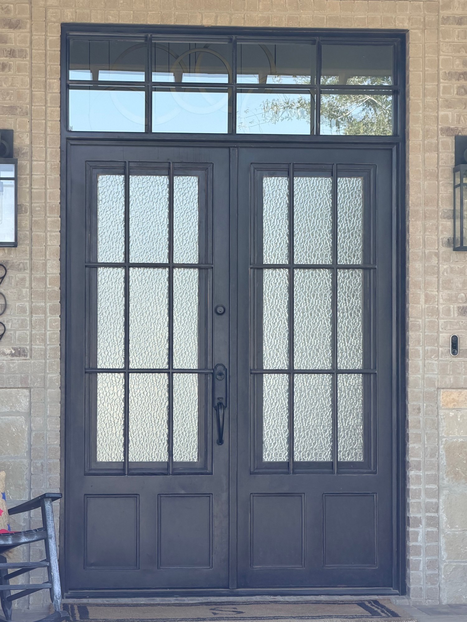Grid entry with sidelites and transom